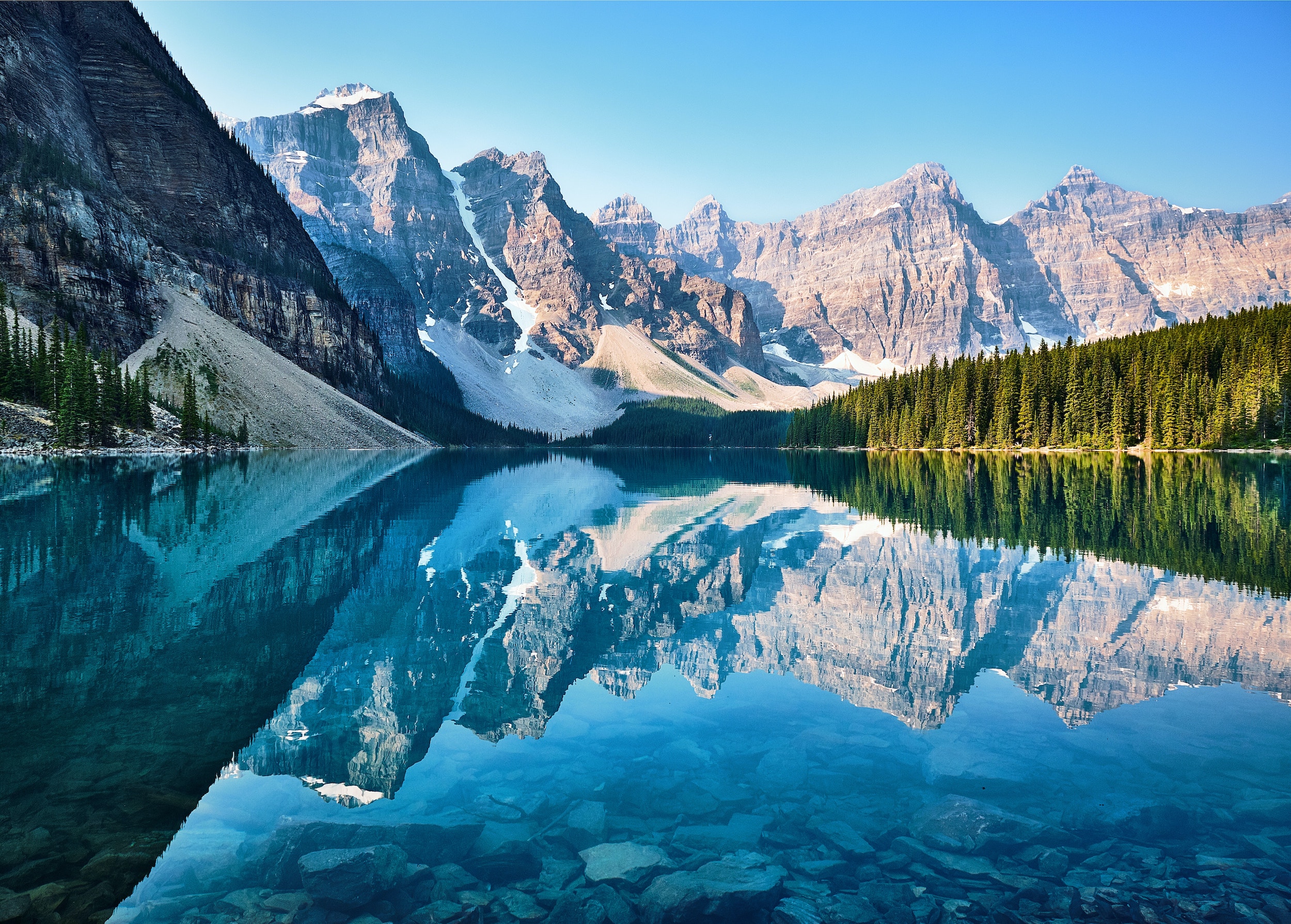 There's more to Canada than ice hockey and maple syrup. This country is home to some of the world's best natural wonders.